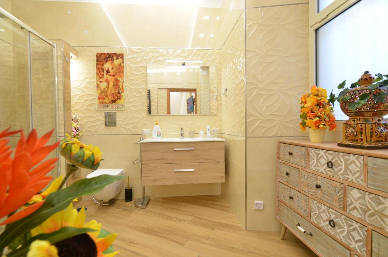 Caserta Deluxe Bis ภายนอก รูปภาพ